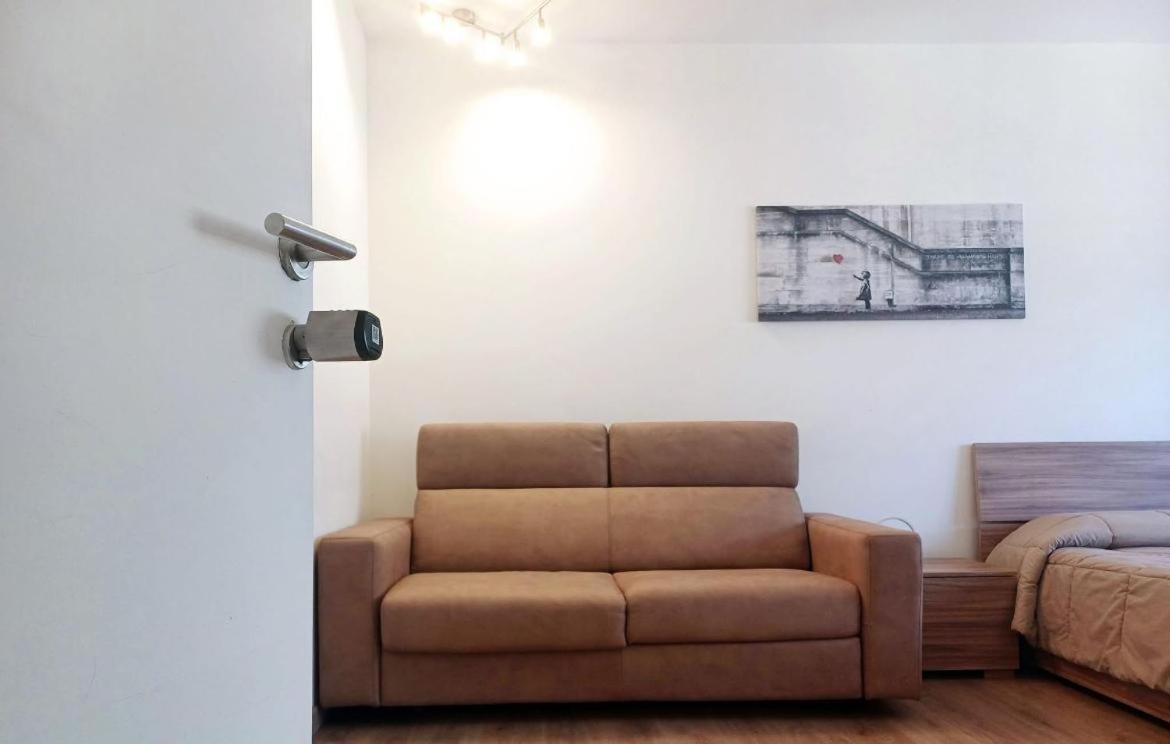 Trastevere B&D Rooms Rome Exterior photo